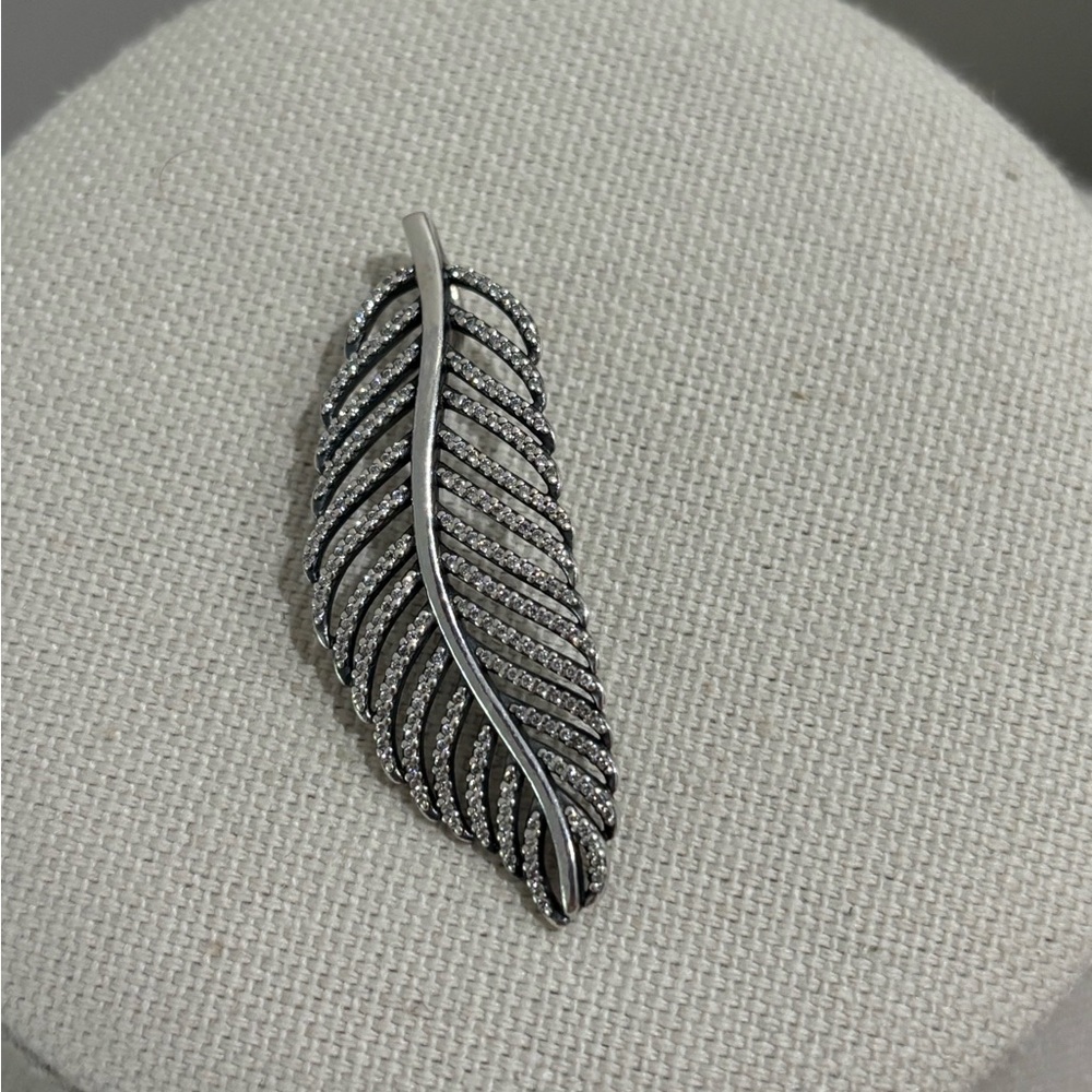 Retired Authentic Pandora Light As A Feather Pendant